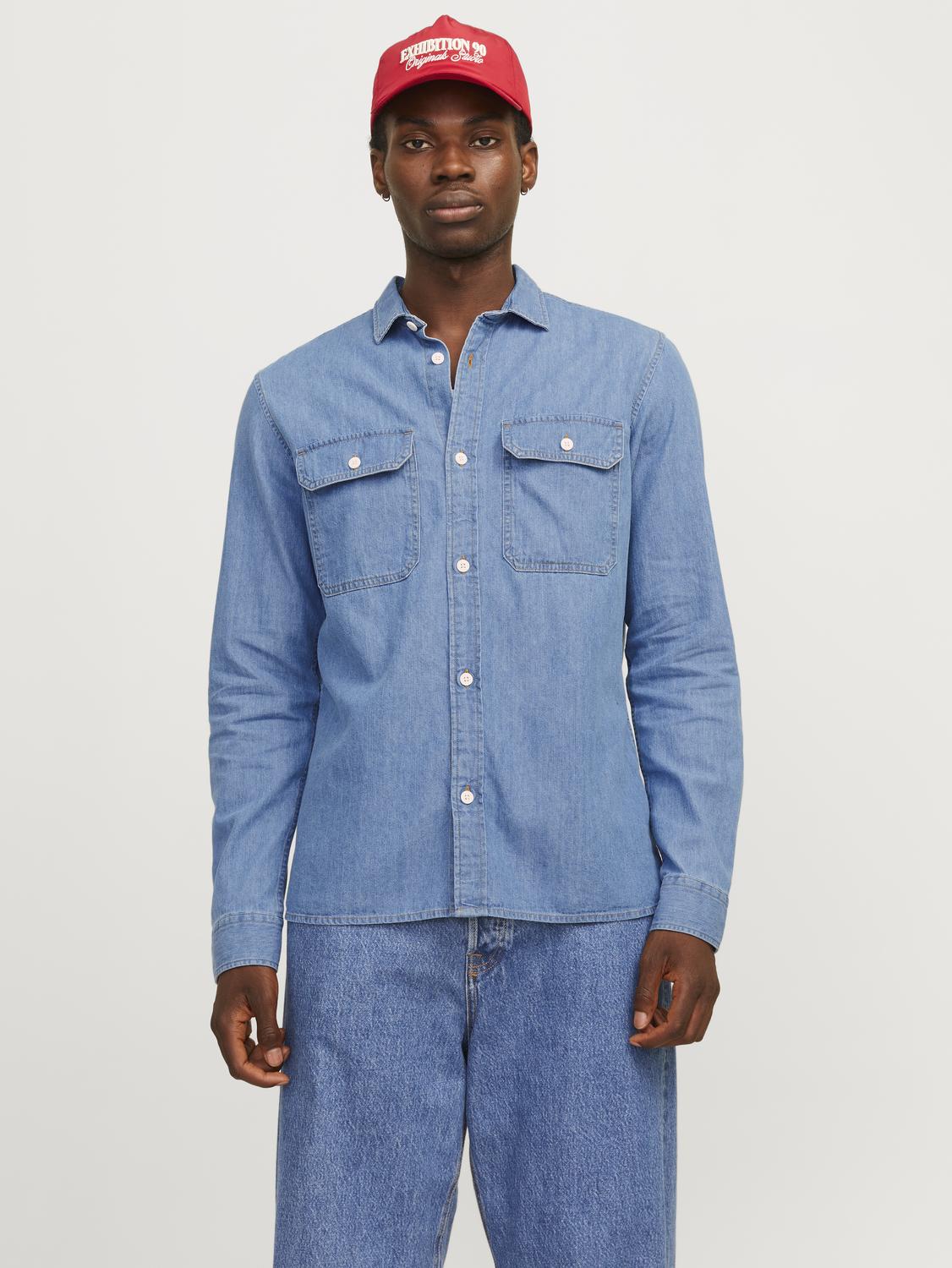 model_shot-front